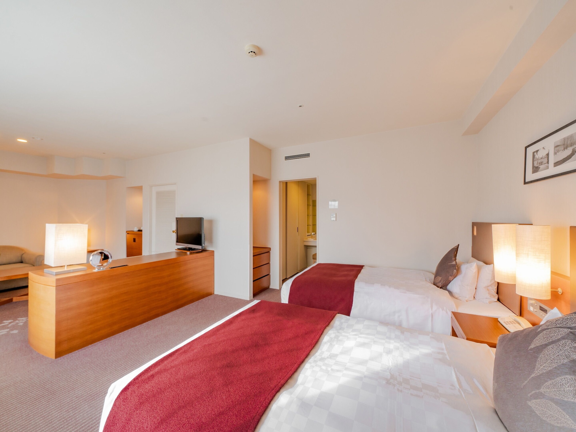 Excellence, Deluxe, Twin Beds, 2 Murphy Beds, High Floor
