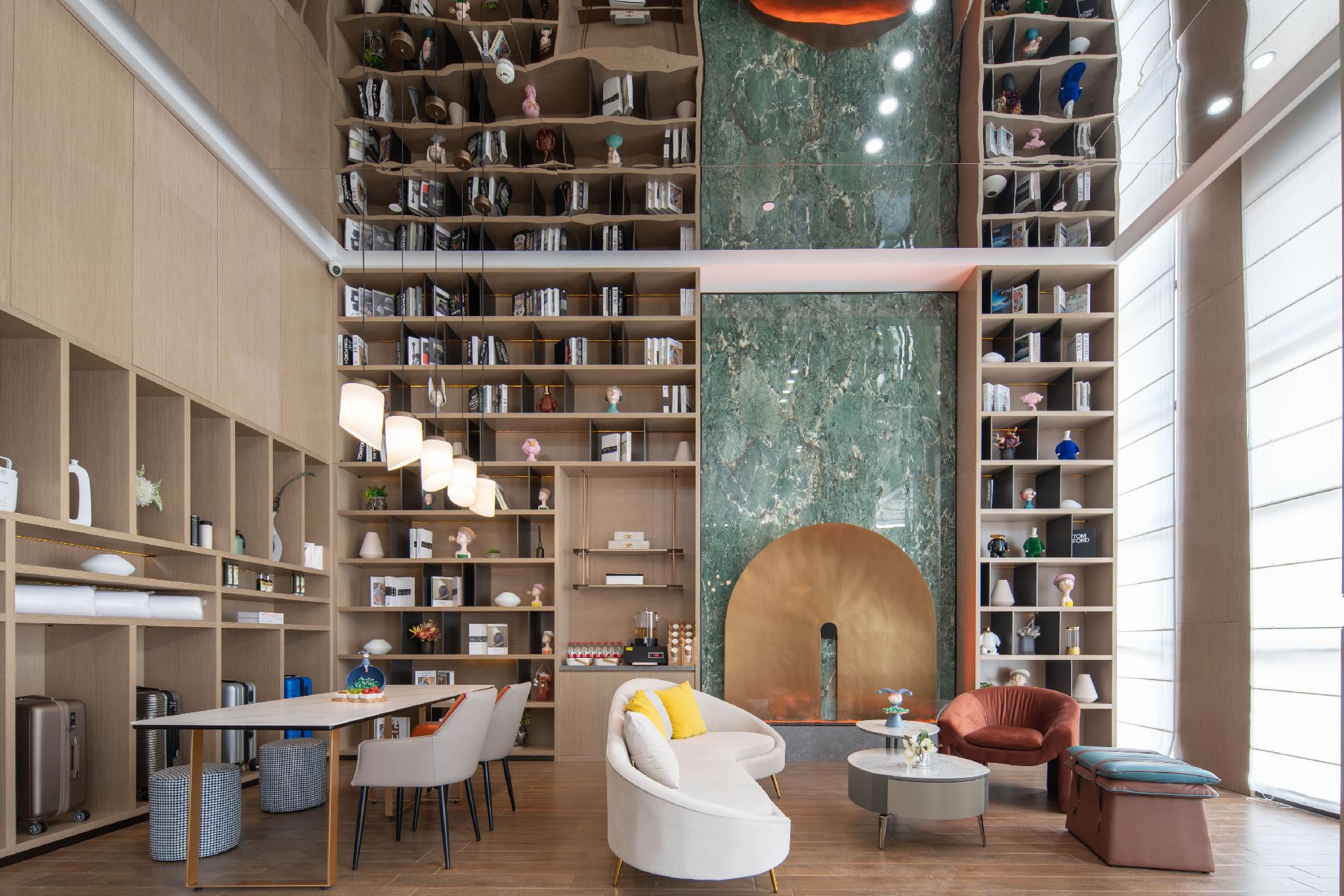Ginza Jiayue Select Hotel (Lailulu Middle East Street Ginza Mall) 10/19