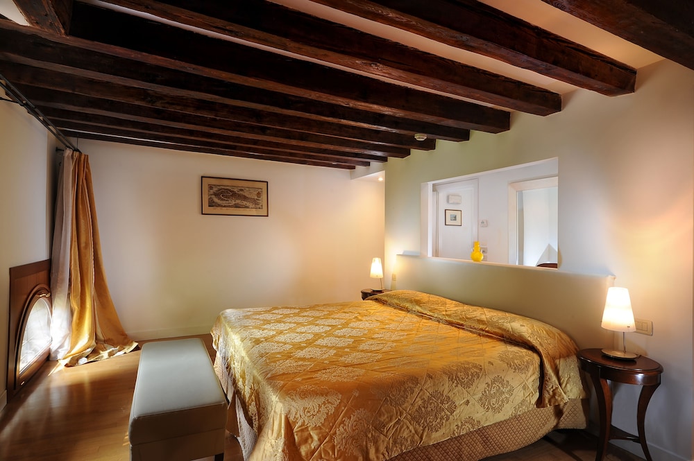 Palazzo Vitturi Hotel 32/67