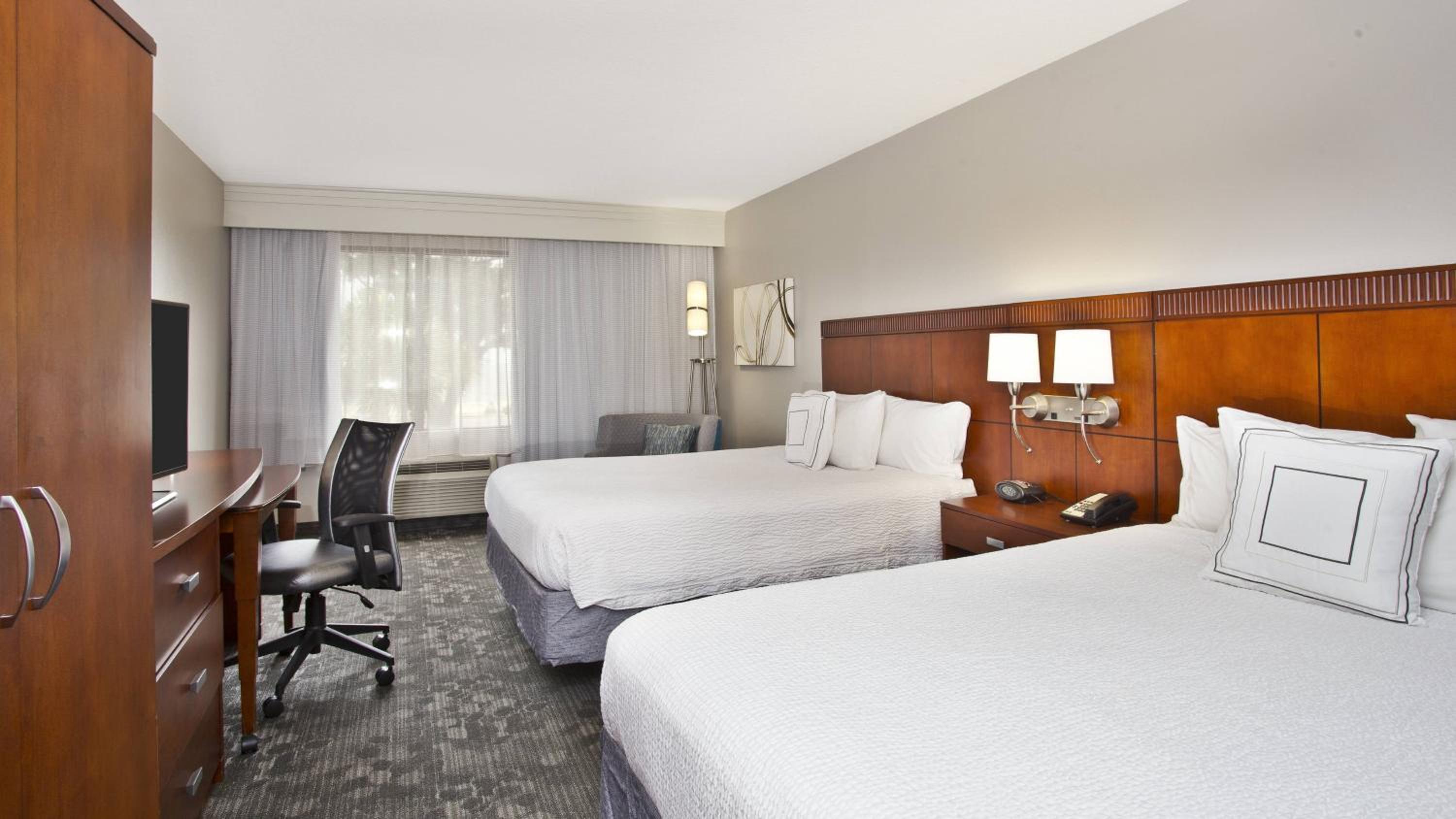 Room, 2 Queen Beds, Gulf View