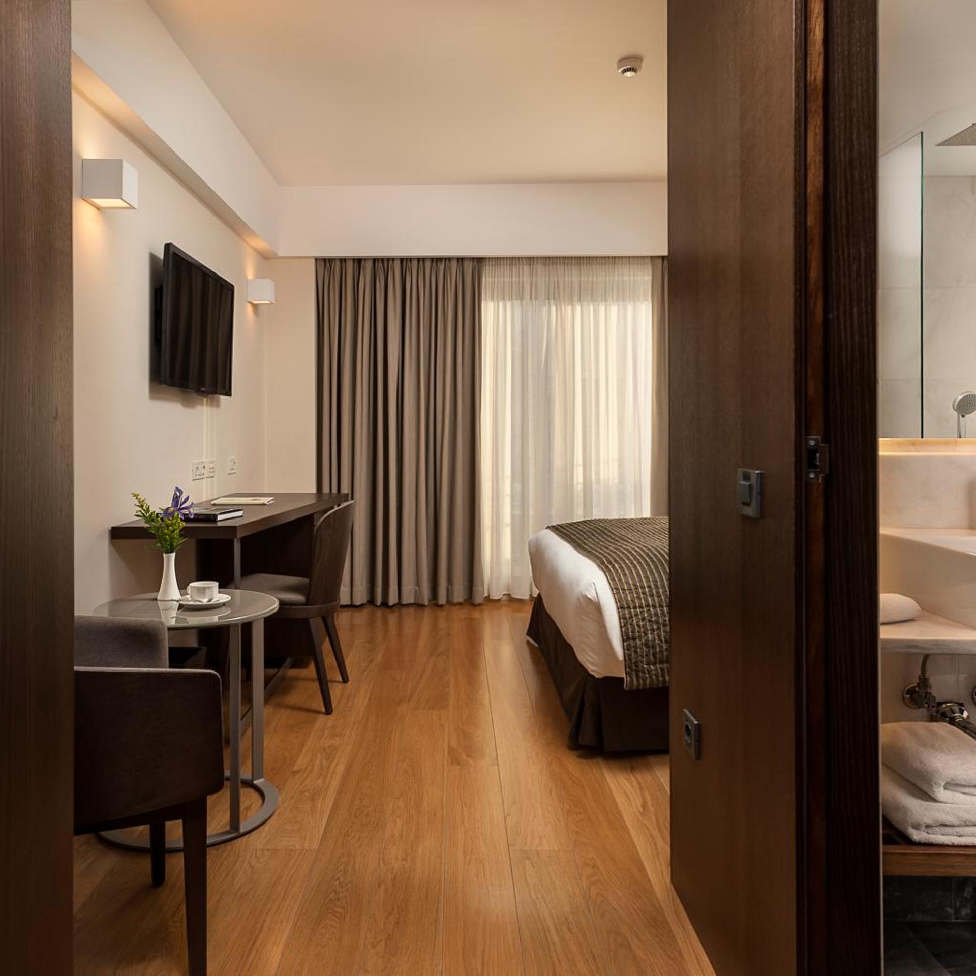 غرفة قياسية بسرير مزدوج أو سريرين منفصلين، Samaria Hotel 7/10