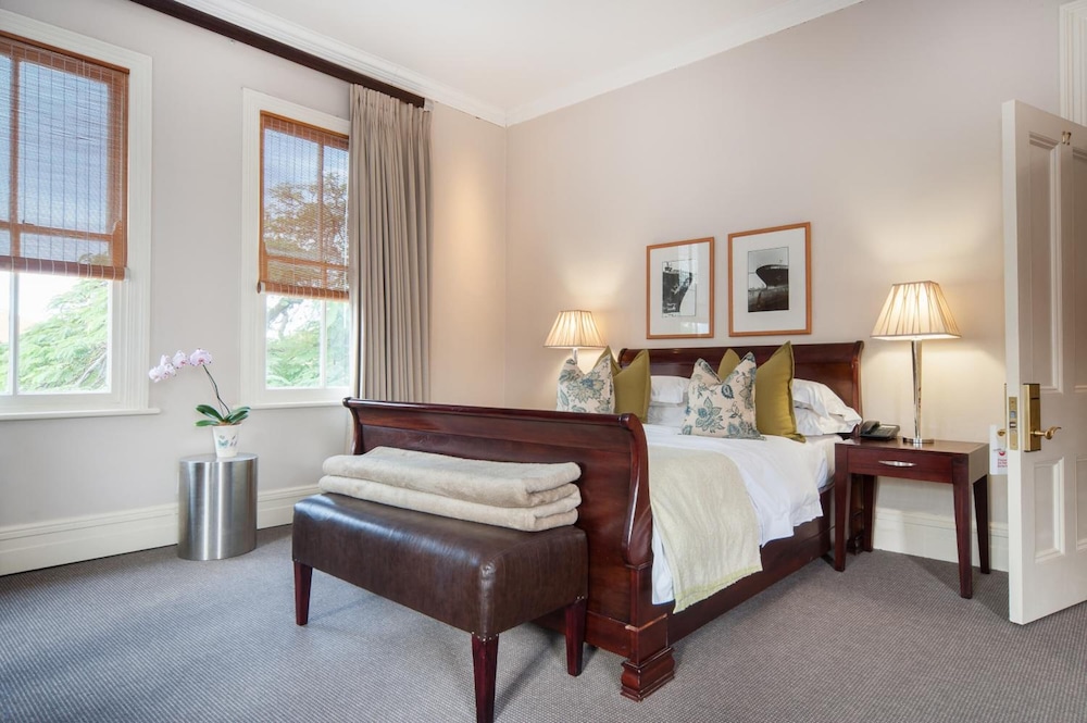 Quarters Hotel 15/32