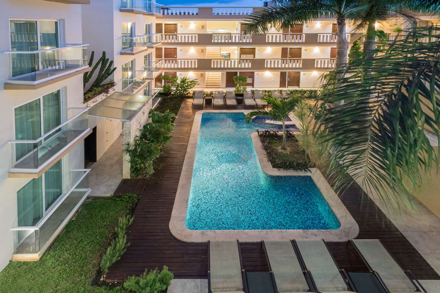 WYNDHAM MERIDA 52/58