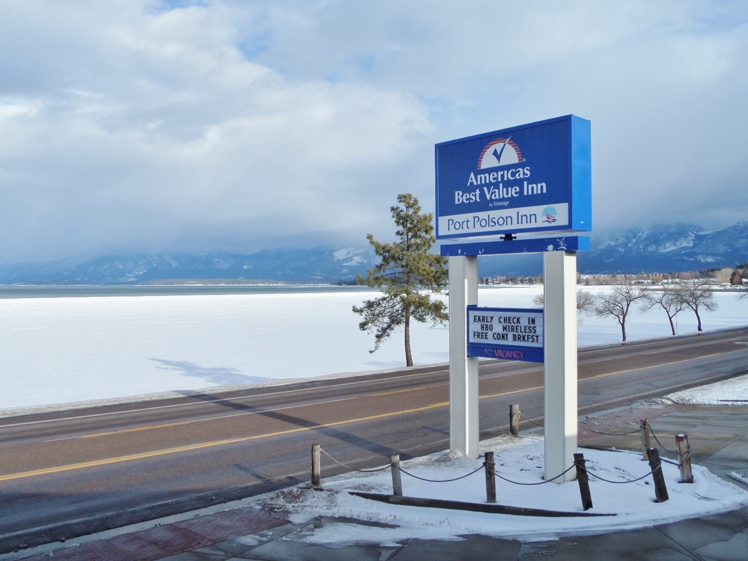 Americas Best Value Port Polson Inn 64/67