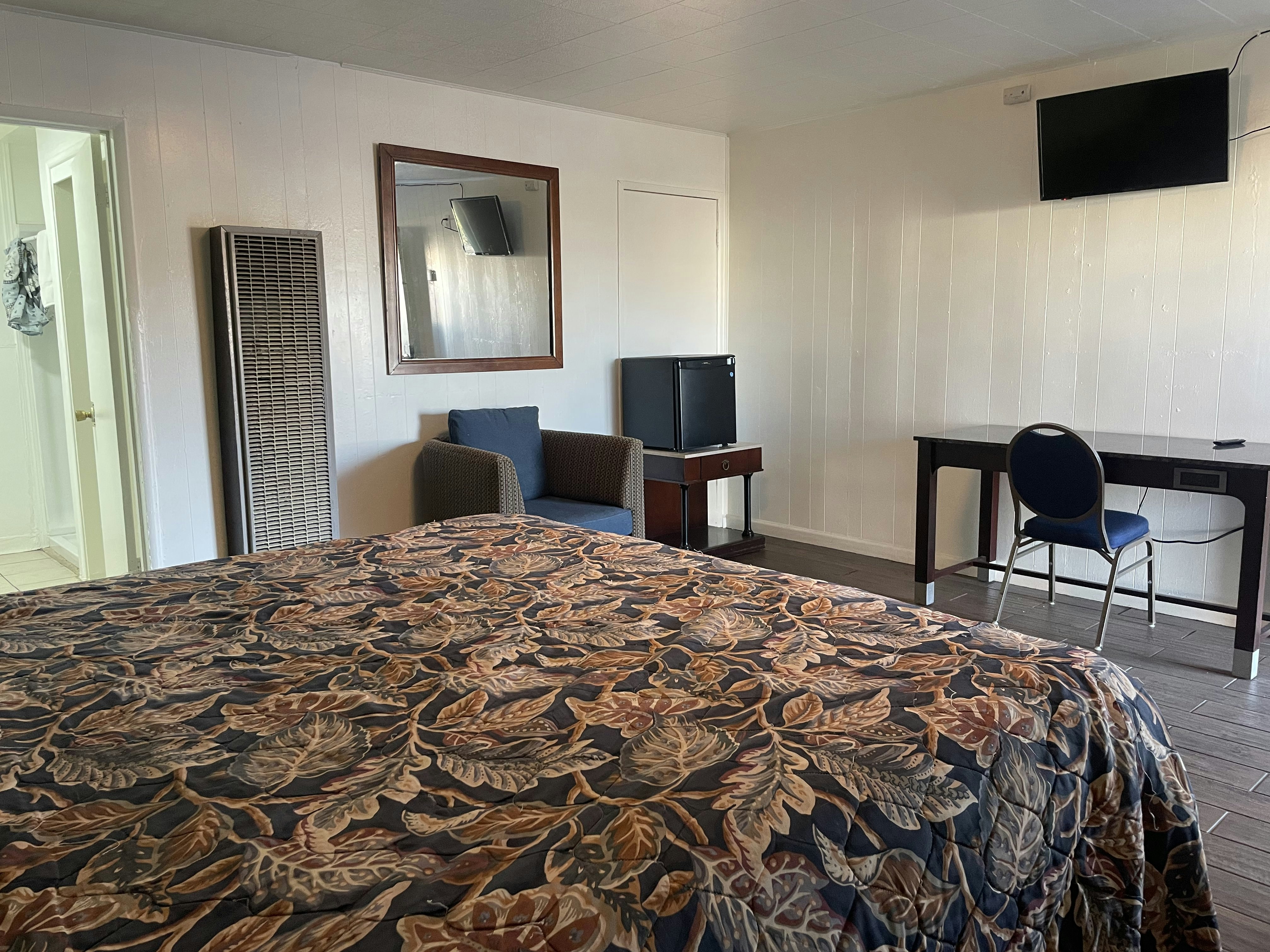 Oak Motel Modesto CA 23/29