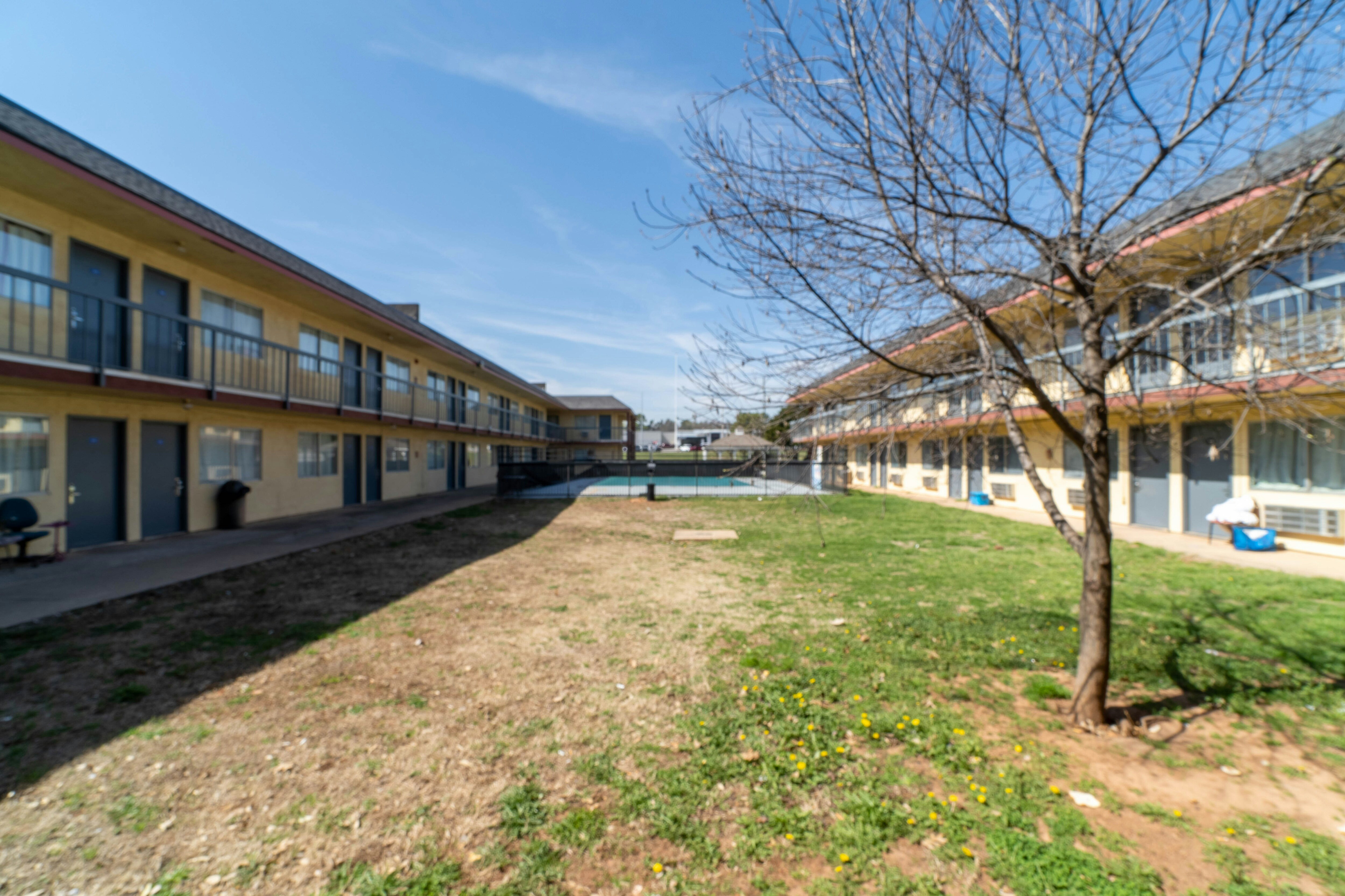 Castle Inn & Suites By OYO Chickasha 59/66