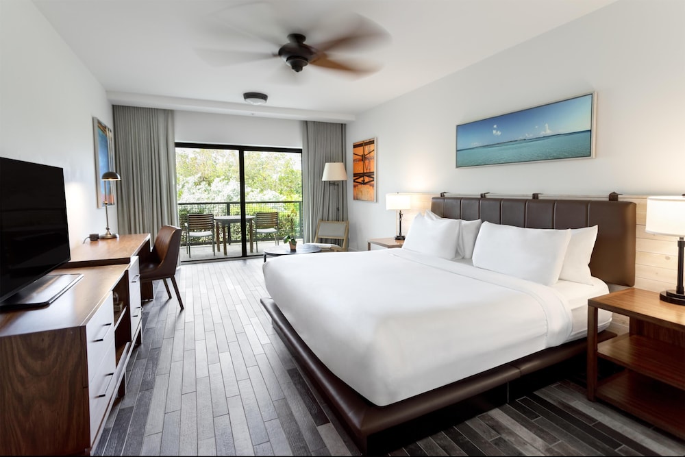 Mangrove, King Bed