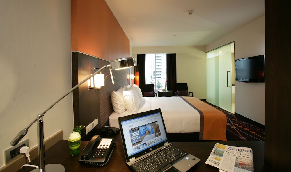 RADISSON SUITES BANGKOK SUKHUMVIT 9/73