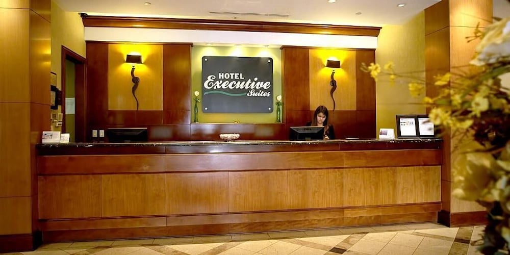 Hotel Executive Suites 7/57