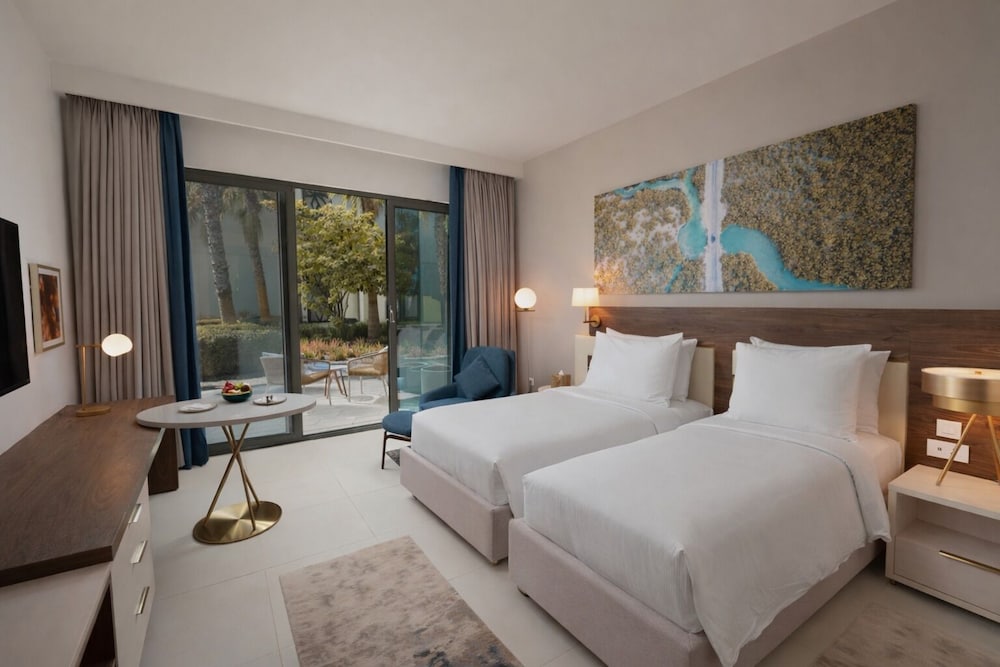 Deluxe, Twin Beds