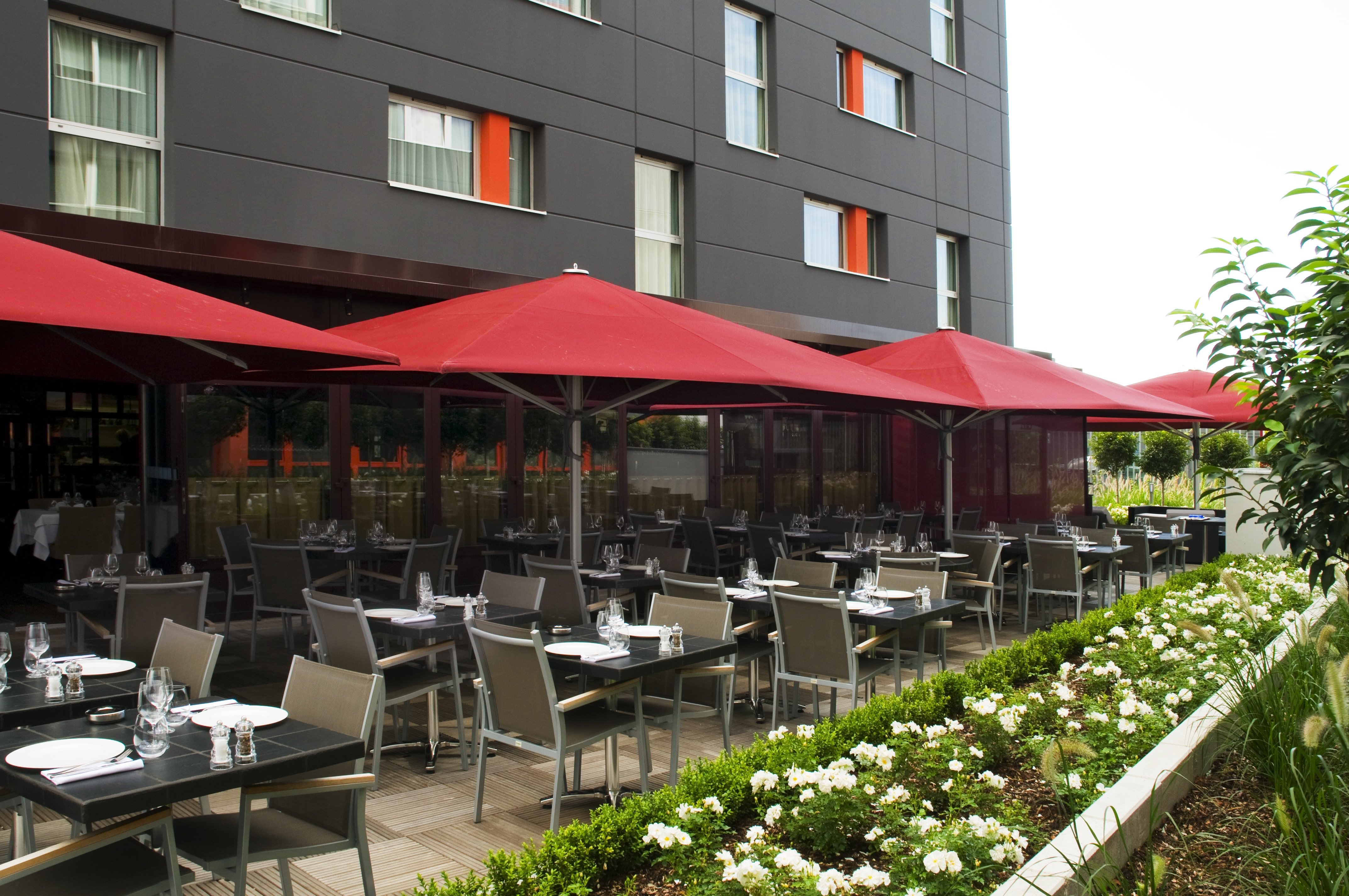 HOLIDAY INN MULHOUSE 3/50