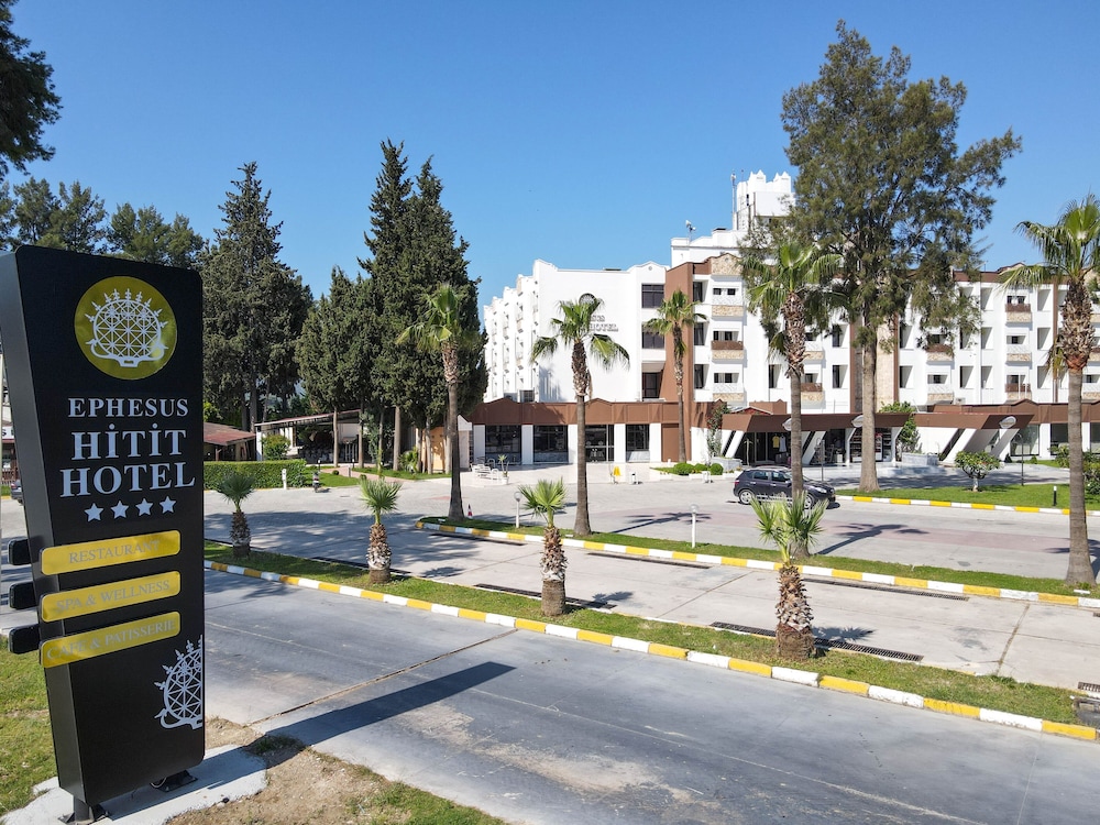 Hitit Hotel 45/51