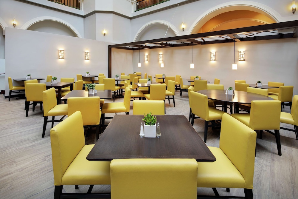 Embassy Suites By Hilton Dallas Park Central Area 28/45