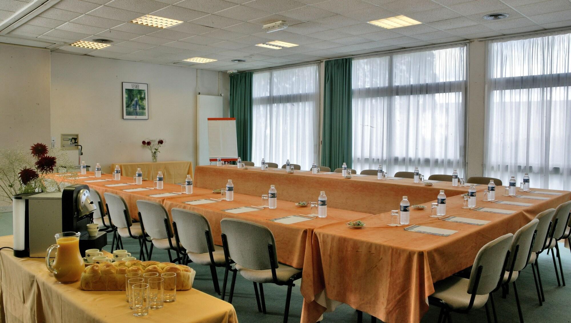 HOTEL ALOE REST. L'ORCHIDEE 35/50