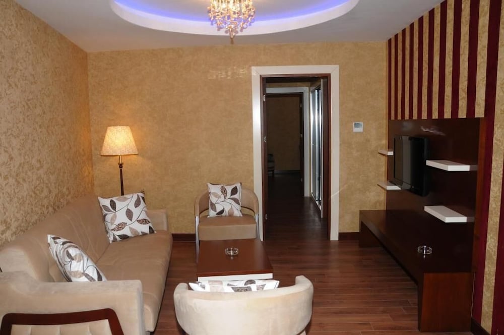 Otel Senbayrak City 24/58
