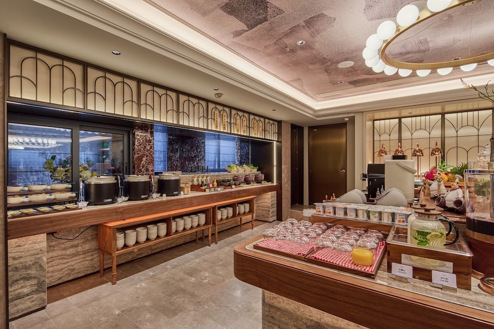 Mercure Hangzhou West Lake Fengqi Road 30/50