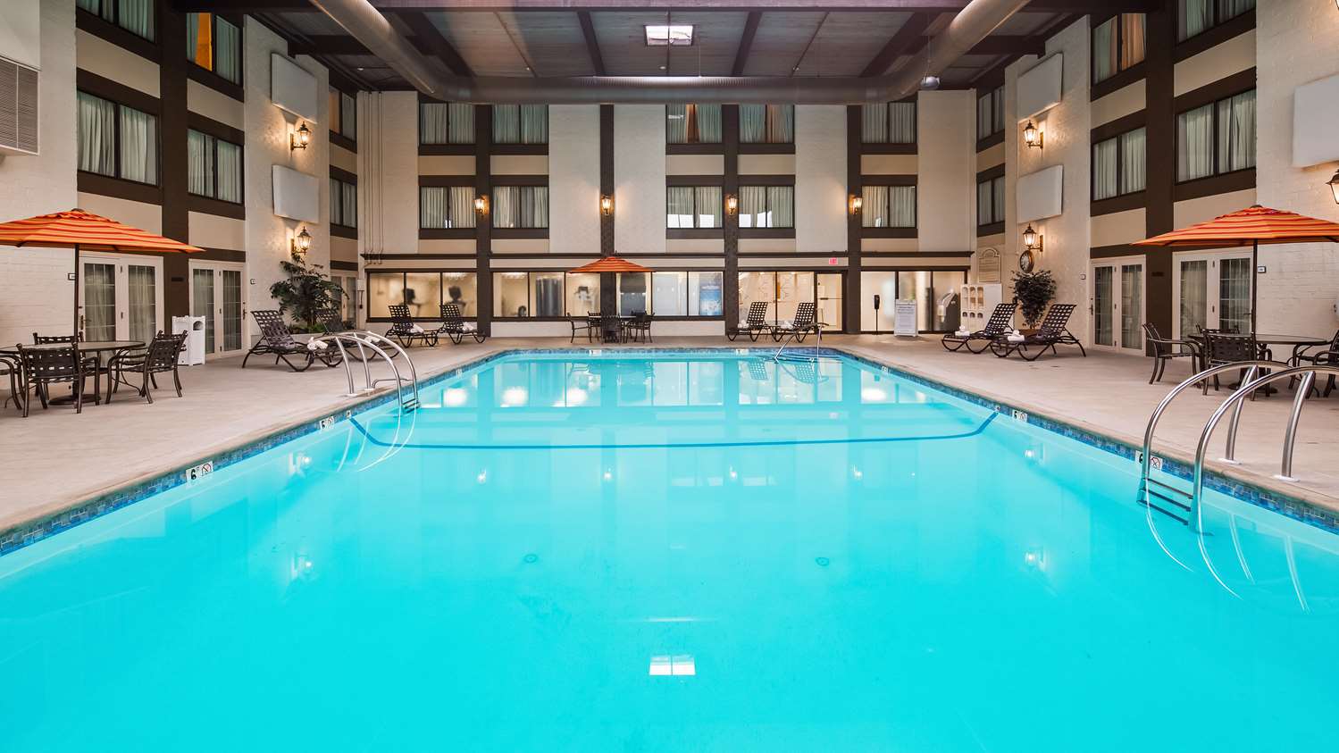 Best Western Premier The Central Hotel & Conference Center 24/48