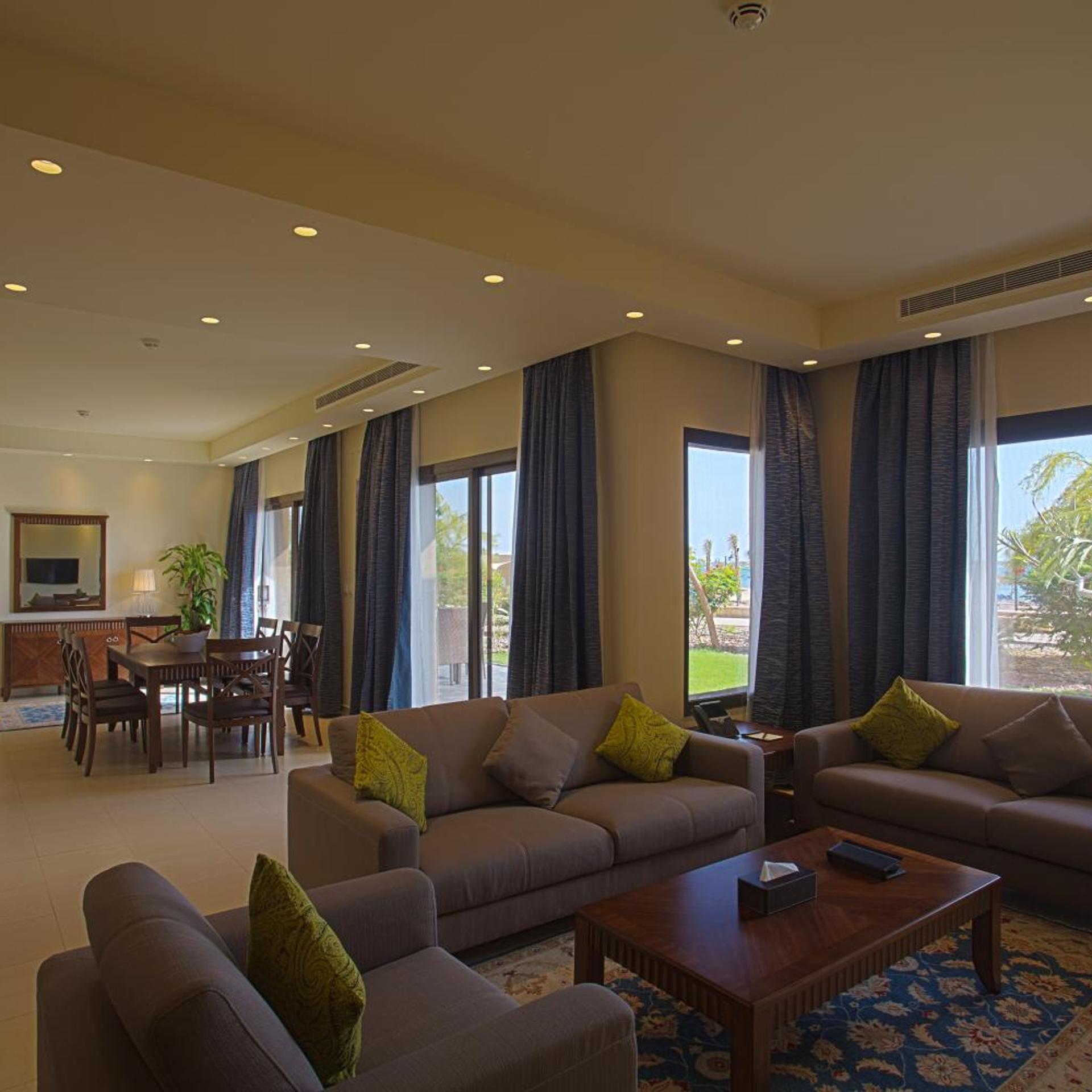 Royal L'azure Resort 30/55