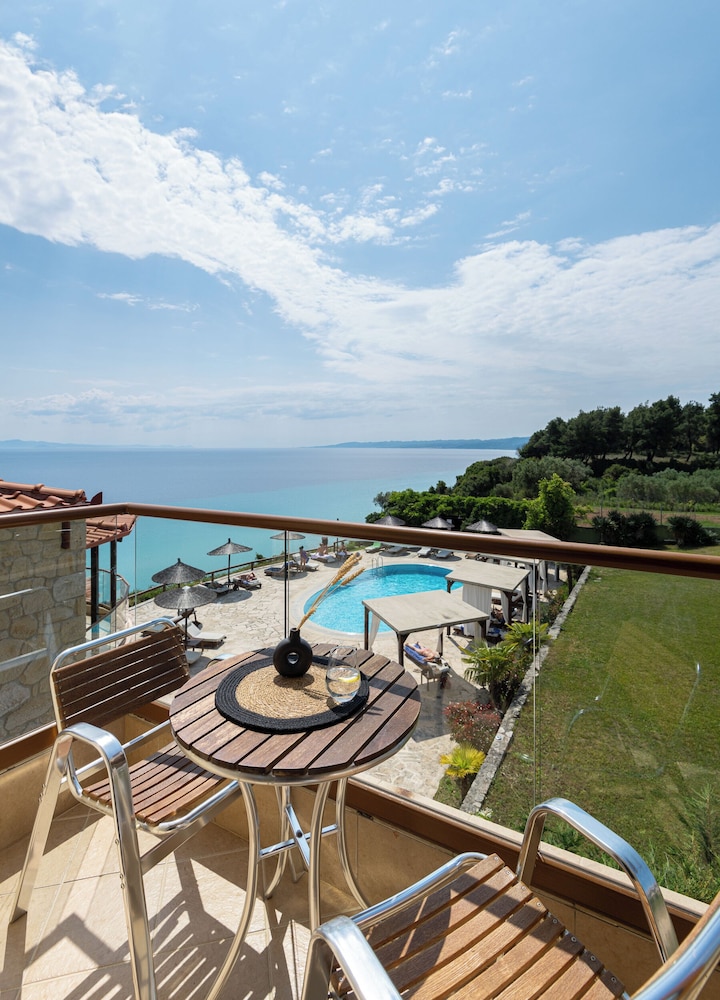 Blue Bay Halkidiki 41/49
