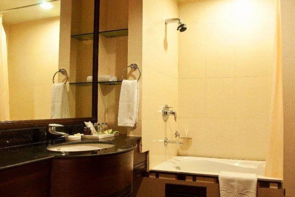 Lecasa Bangsaen Hotel 34/37