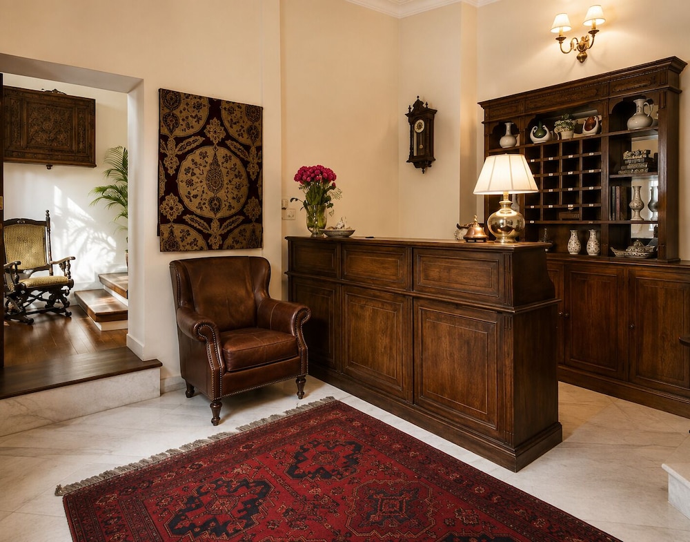 Hotel Sari Konak 8/48