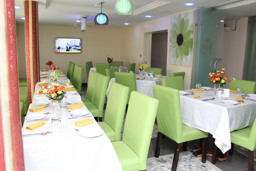 Avital Suites And Resort 61/75