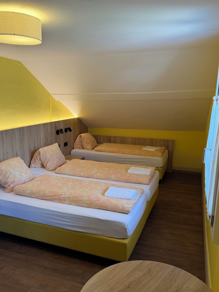Budget Waldhotel Unspunnen 14/50