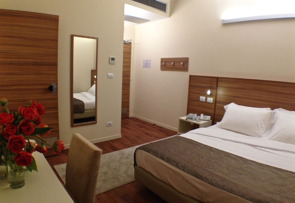 Hotel Forum 19/56