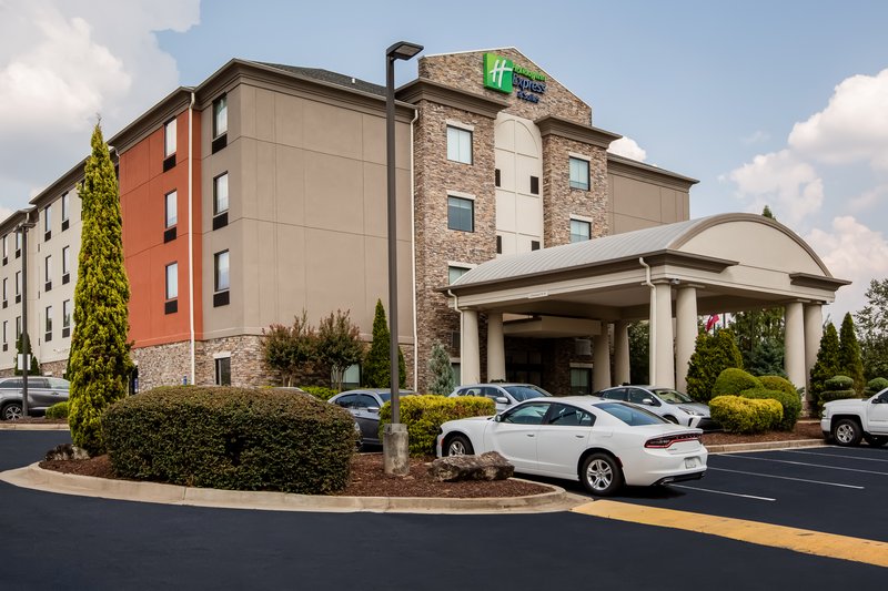 Holiday Inn Express Suites Atlanta Southwest Fairburn 43/45