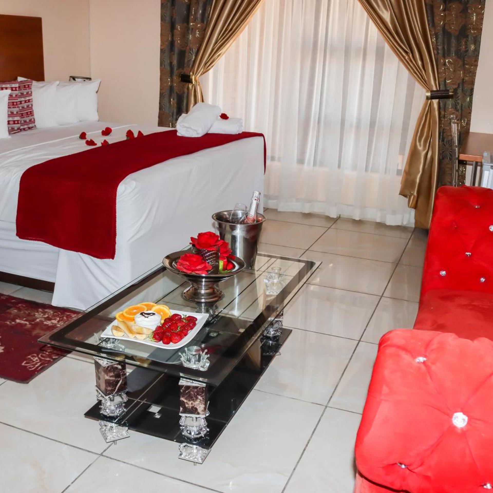 Meet Mekaar Resorts - Nquthu Hotel 7/34