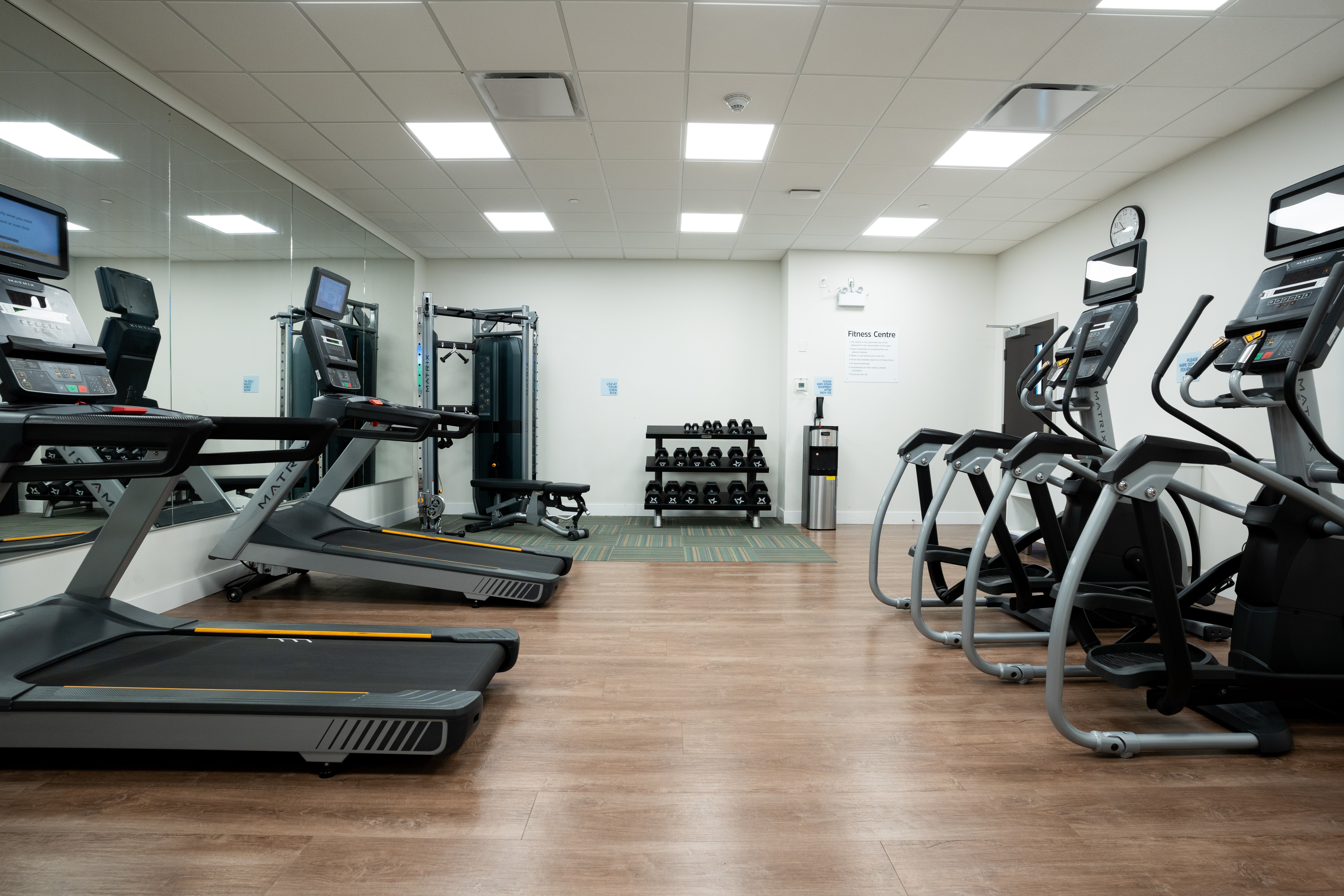 Holiday Inn Express And Suites Edmonton Sw Windermere 45/78
