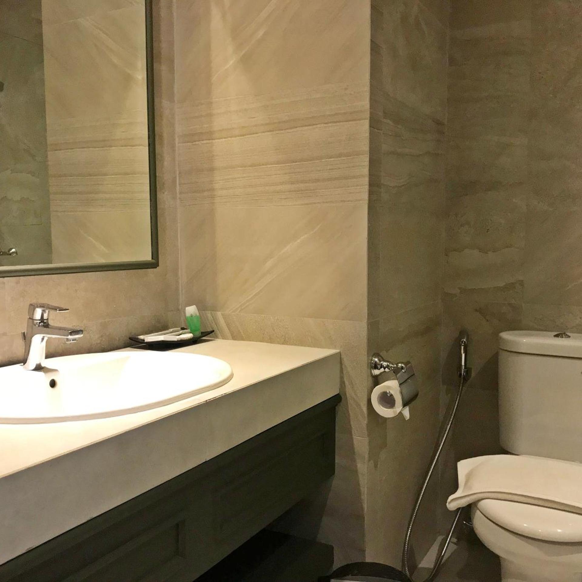 Hotel Shalva Jakarta 49/50