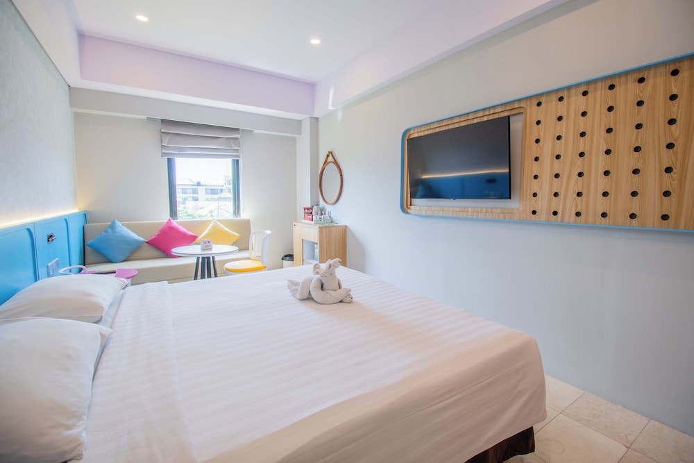 Koa D Surfer Hotel 13/50