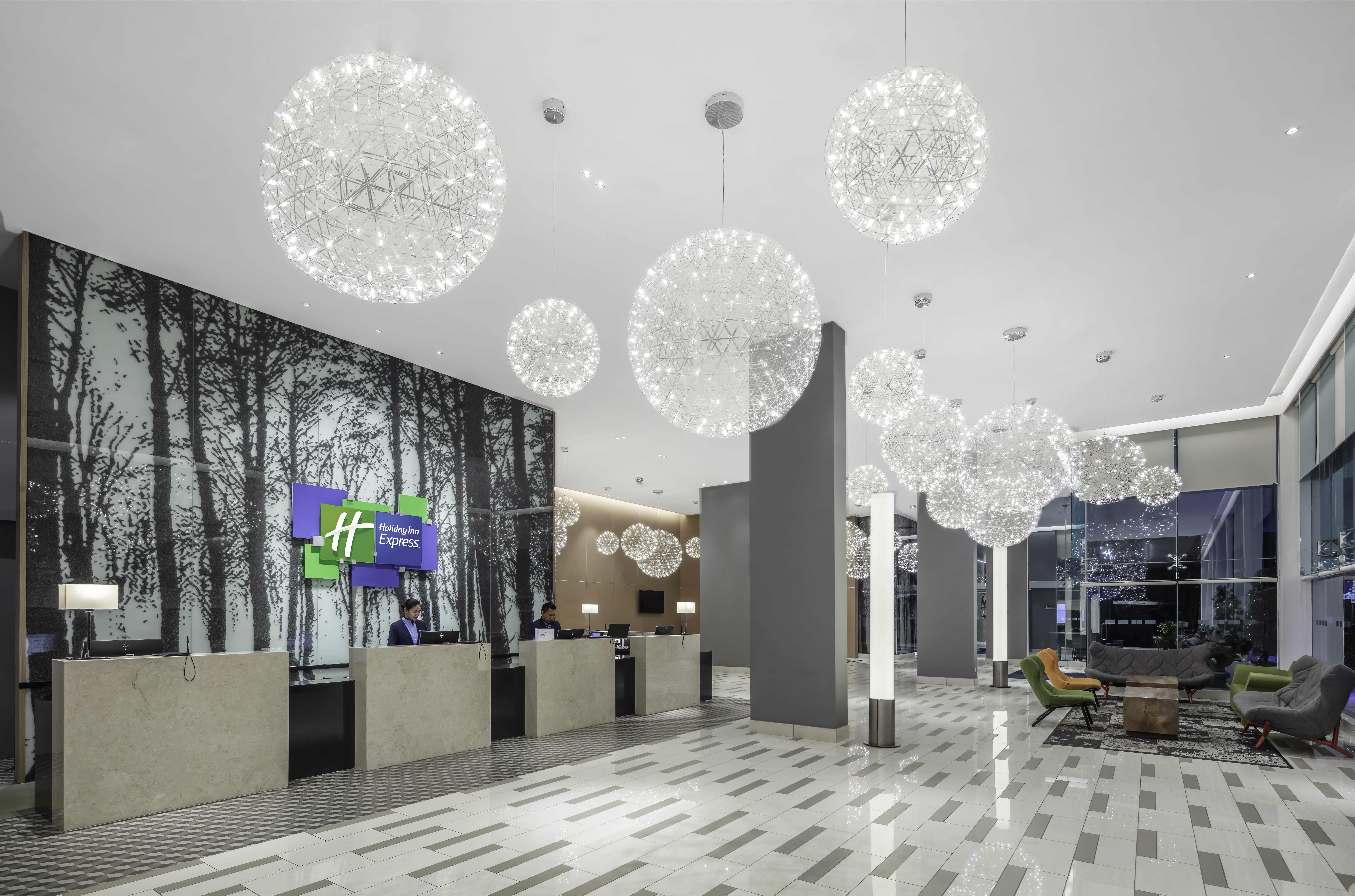 HOLIDAY INN EXPRESS KOTA KINABALU CITY CENTRE 11/55