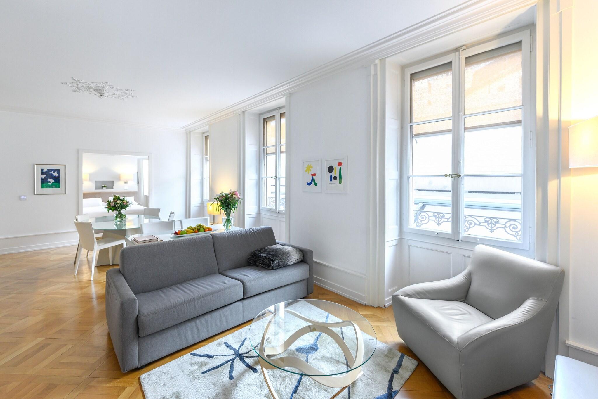 Deluxe, Apartment