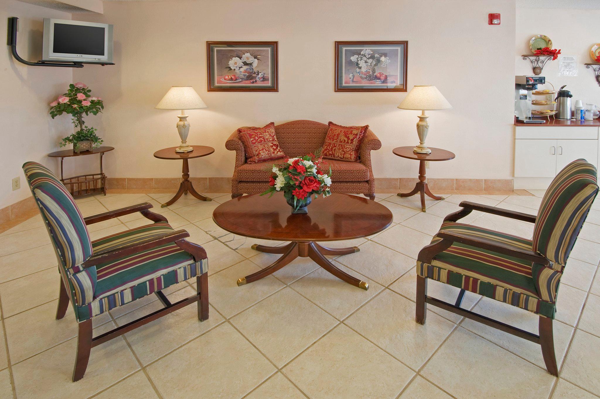 Americas Best Value Inn & Suites Mcdonough 8/16