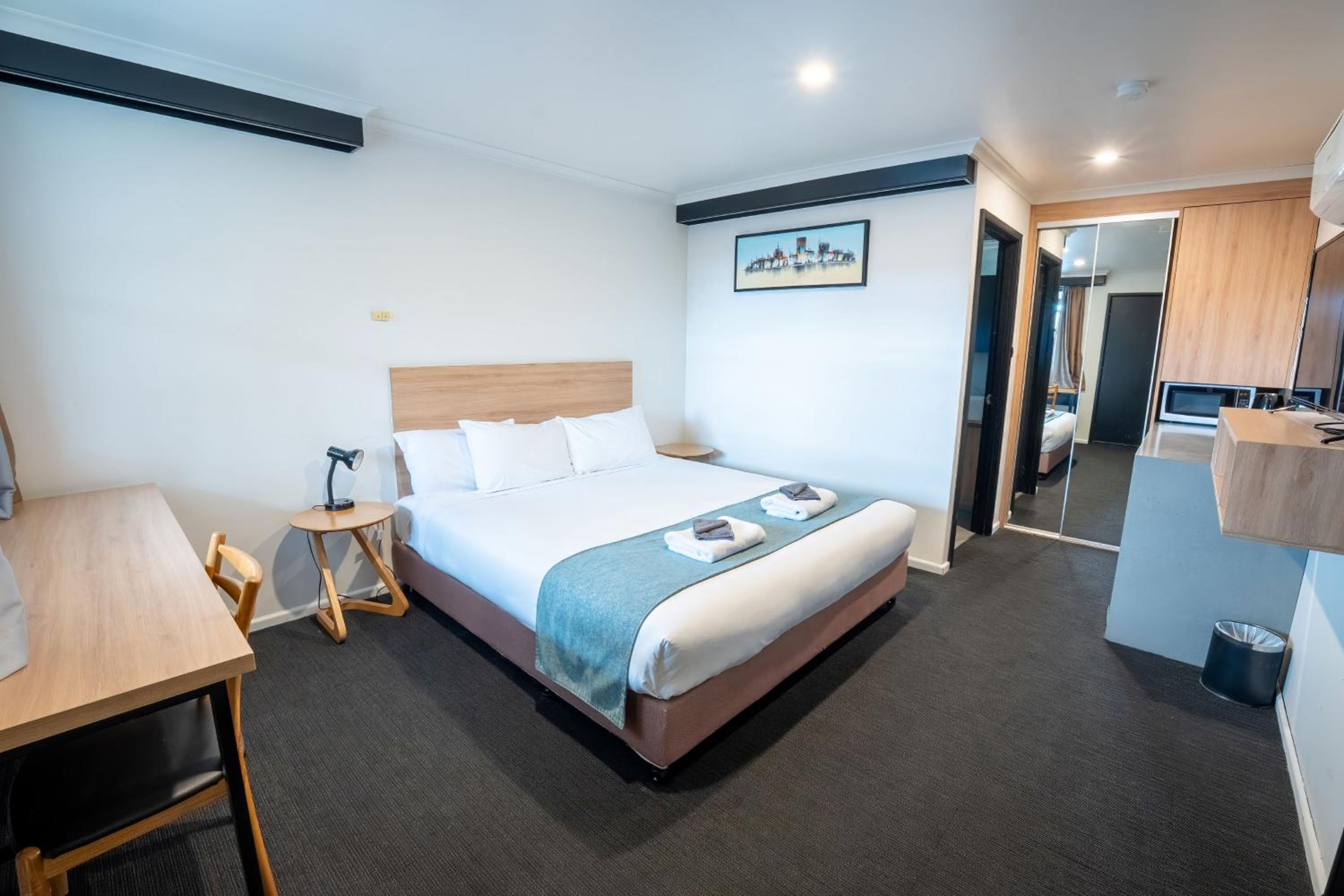 Superior, Suite, Bunk Bed, Queen Bed