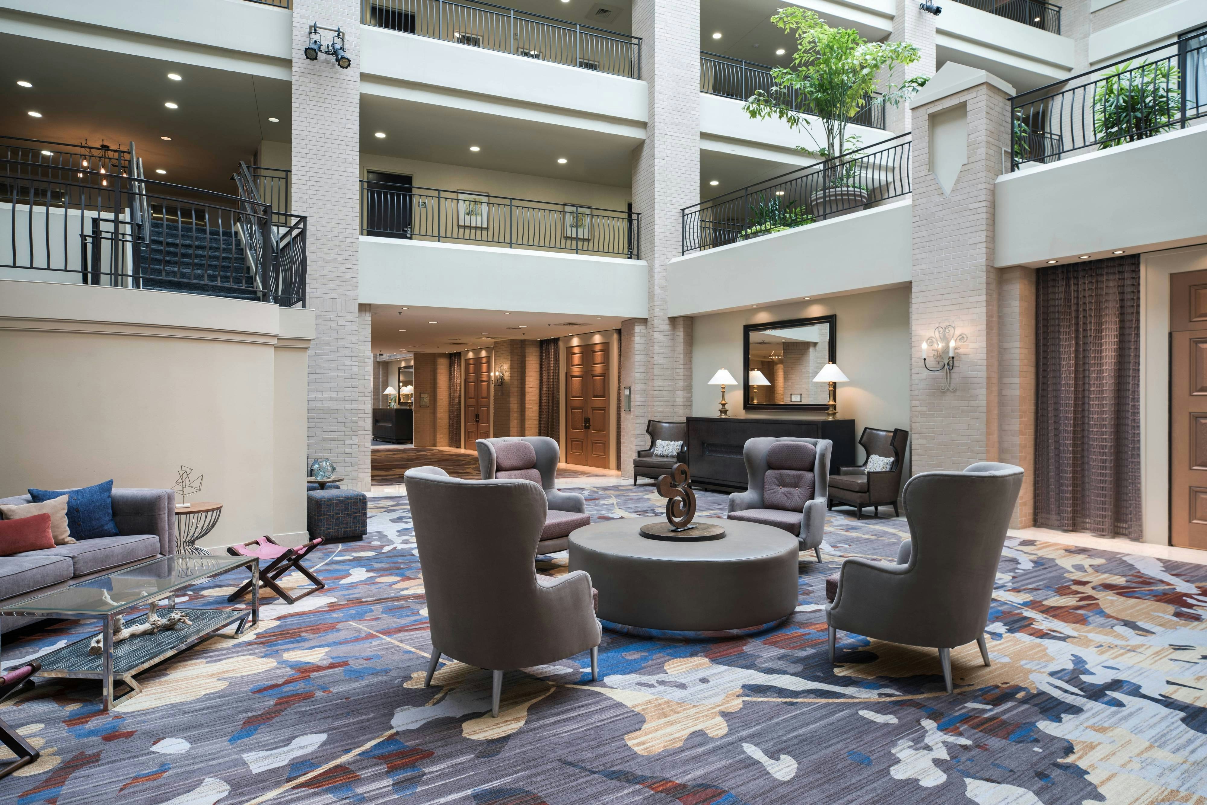 Lobby at Renaissance New Orleans Arts Warehouse District Hotel, NEW ORLEANS - LA