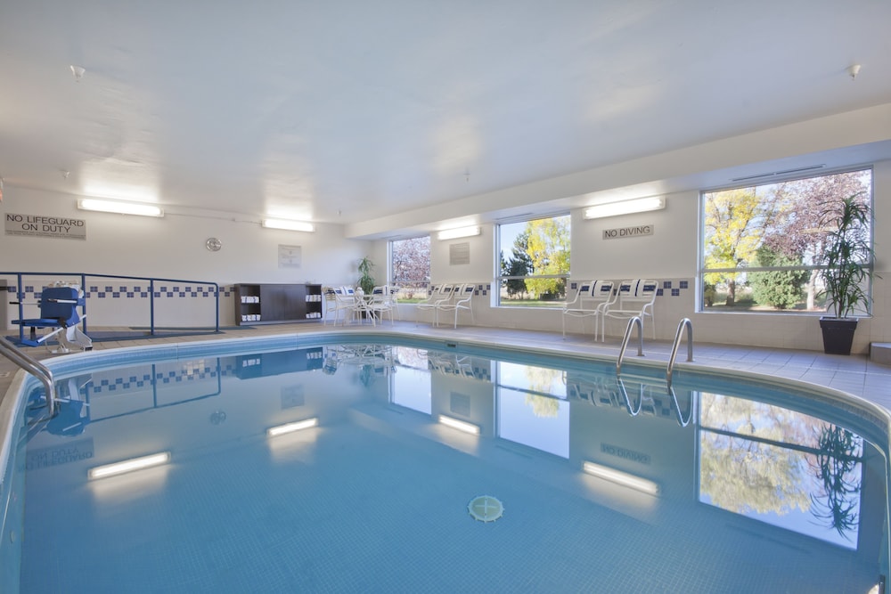 Quality Inn & Suites Bozeman 8/40