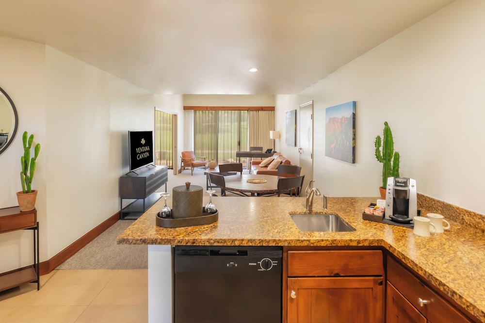 Ventana Canyon Club and Lodge 35/53