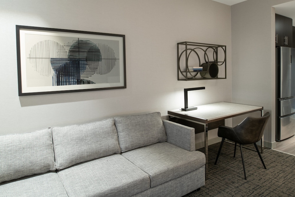 Staybridge Suites Quincy 42/67