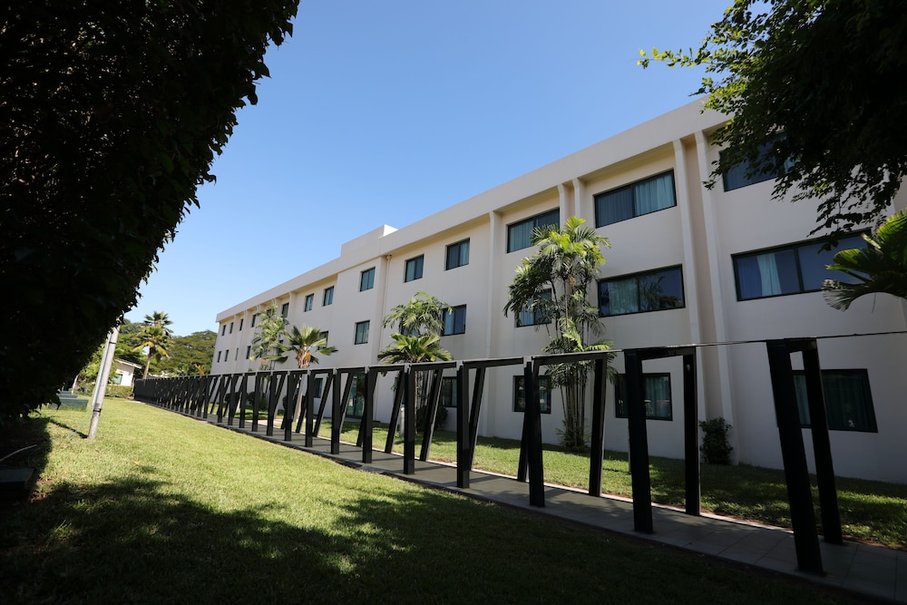 FIESTA ROYALE HOTEL