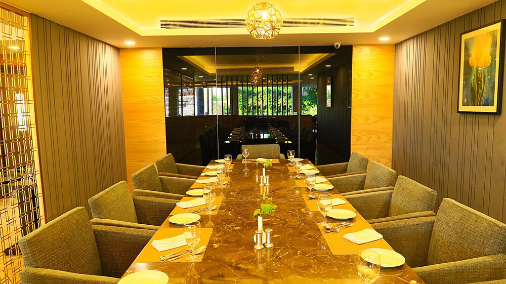 Country Inn & Suites by Radisson Jammu 58/68