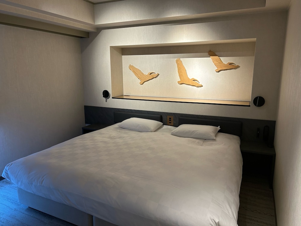 Hollywood, King Bed