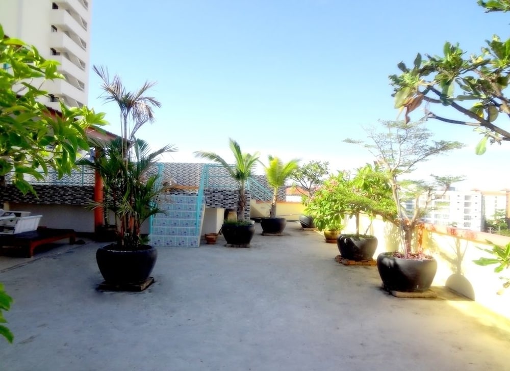 The Garden Place Pattaya 49/53