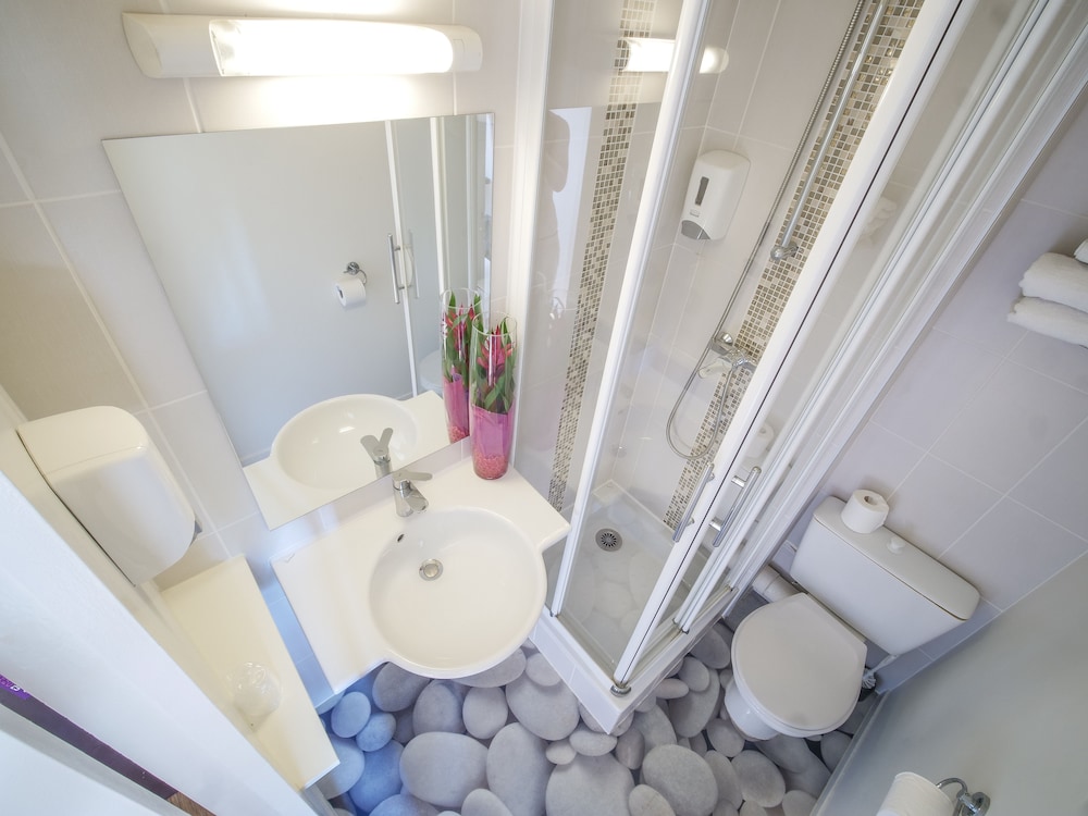 Hotel Inn Design Chartres Resto Novo 60/60