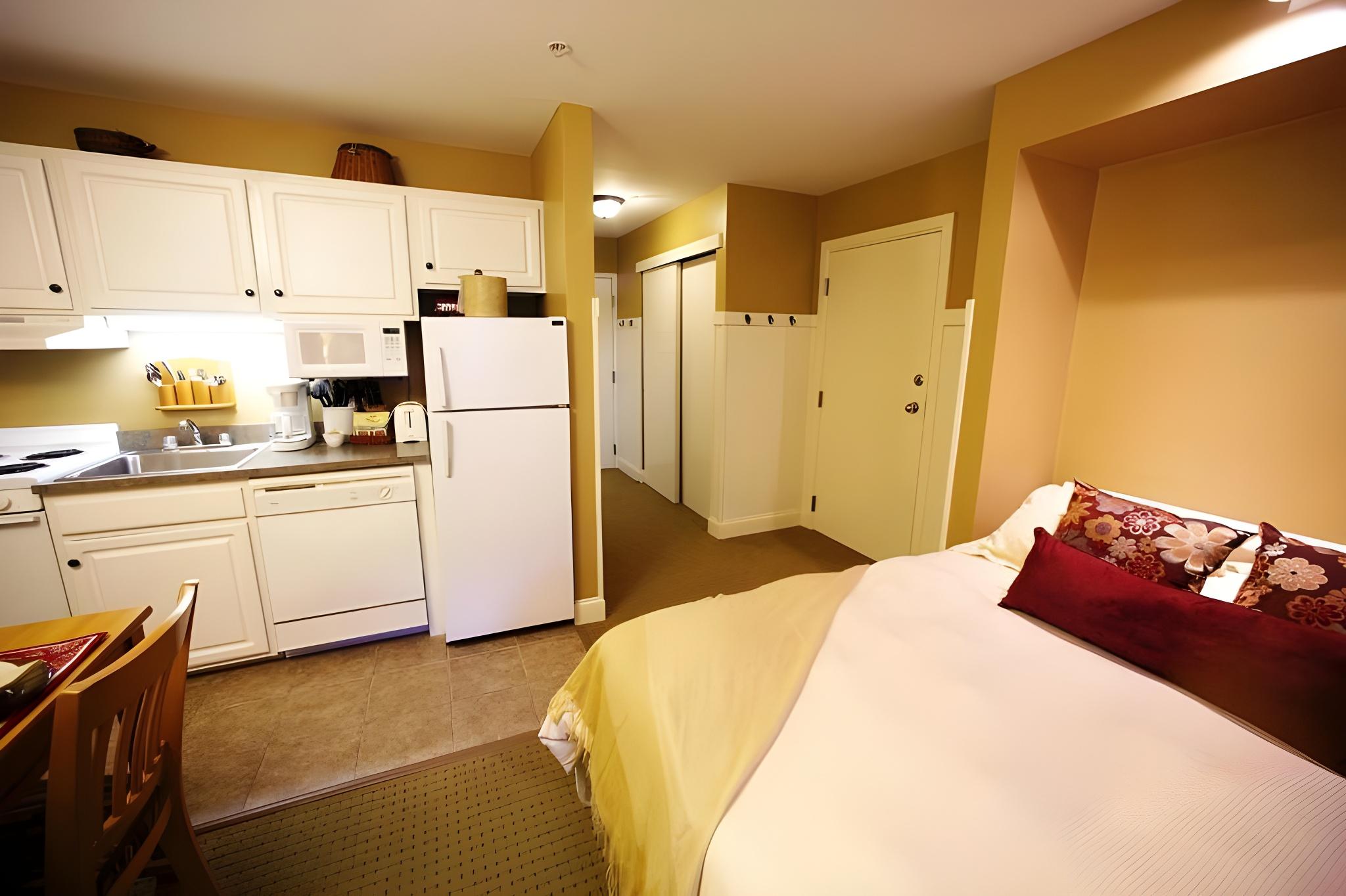 Grand, Summit, Resort, Studio, Accessible، Mount Snow Grand Summit Resort 2/2