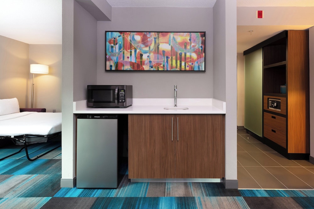 Aloft Columbia Harbison (Ex Wingate by Wyndham) 4/50