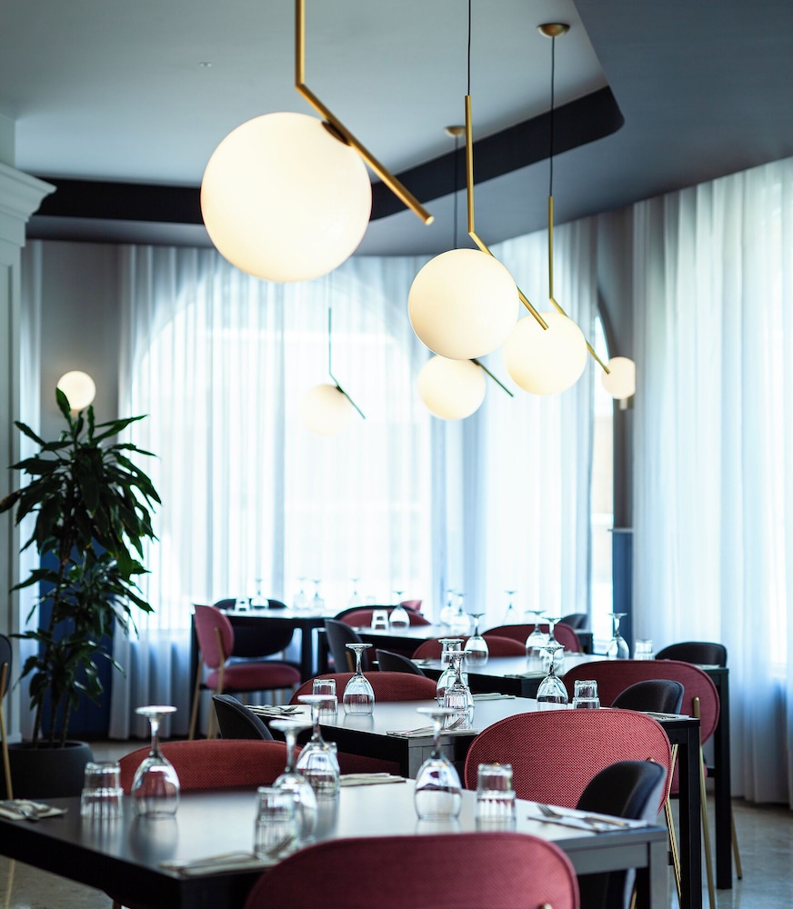Il Palazzin Hotel 51/65