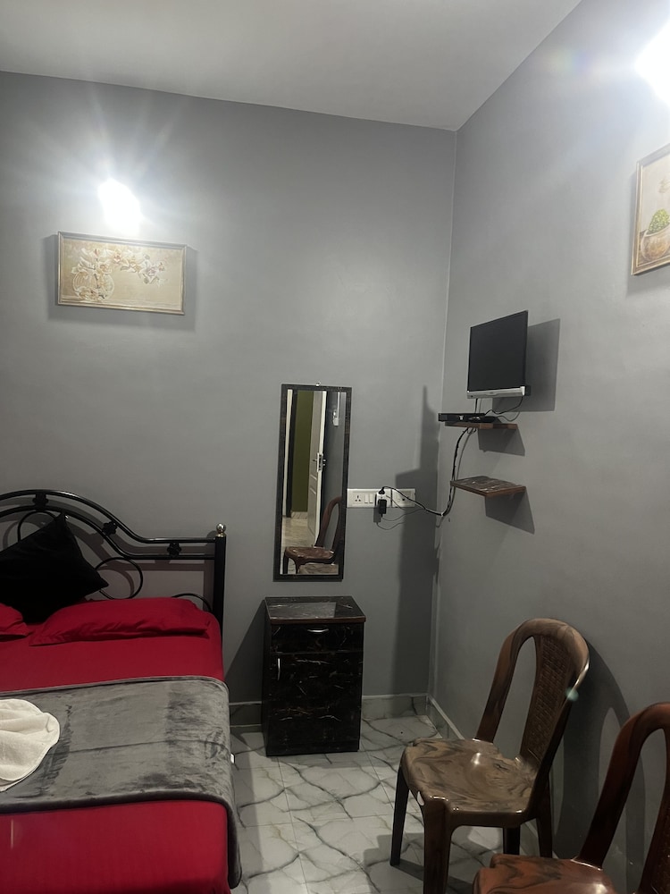 Casa Almeida Guest House 42/50